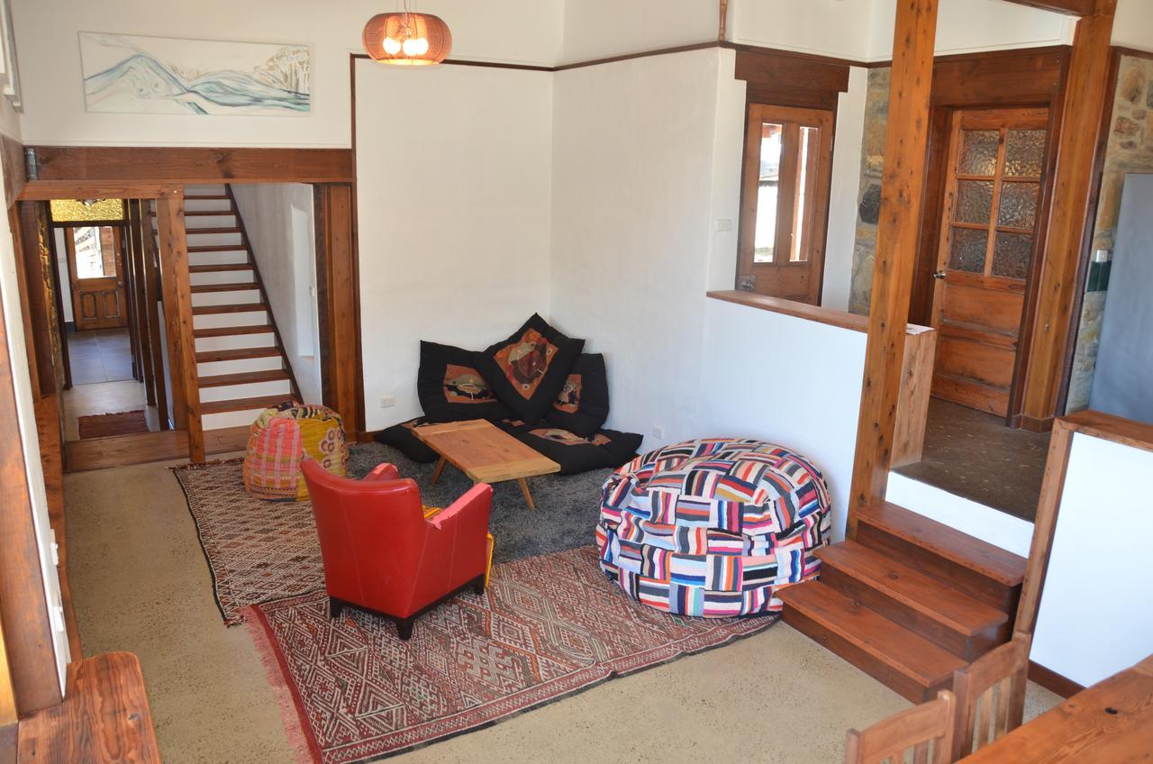 Of Stone & Wood Guesthouse Muston エクステリア 写真